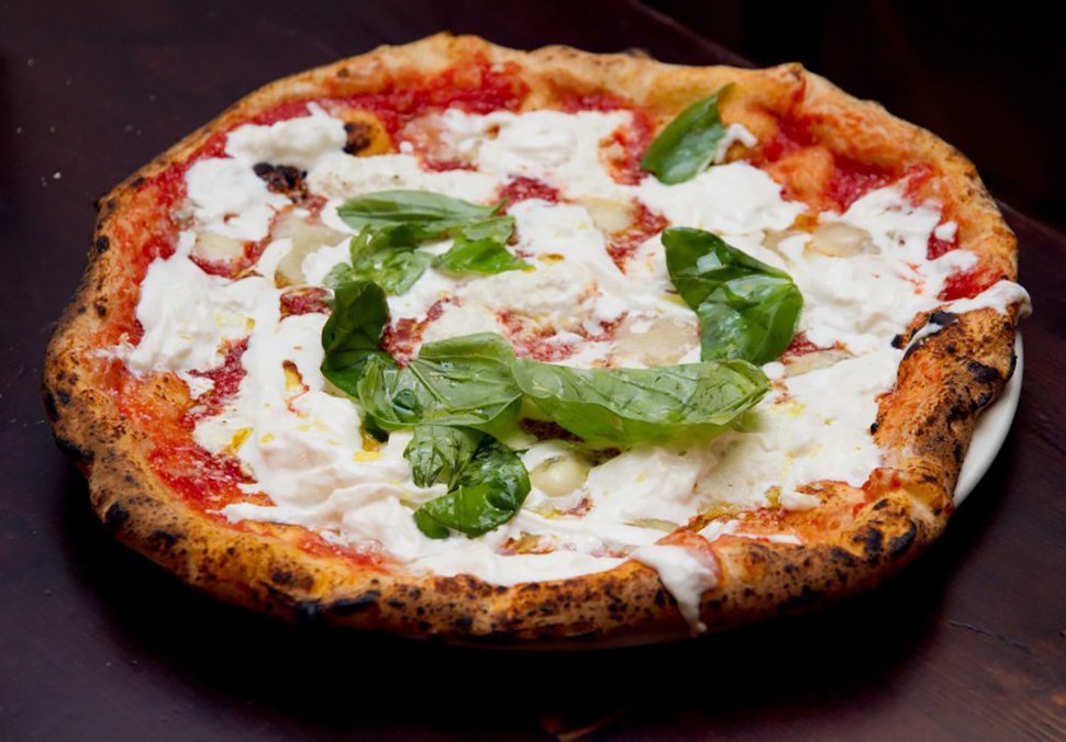 6-1 pizza-ai-Quattro-Latti-960x640