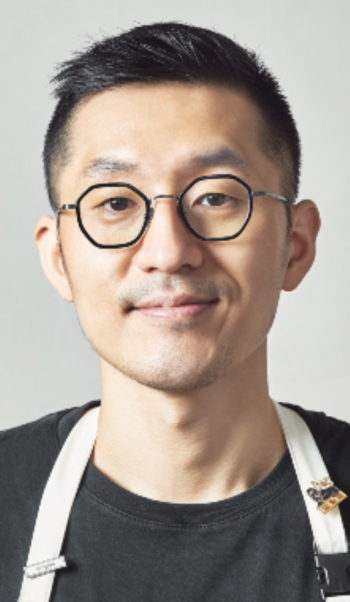 Mingoo Kang copertina bio