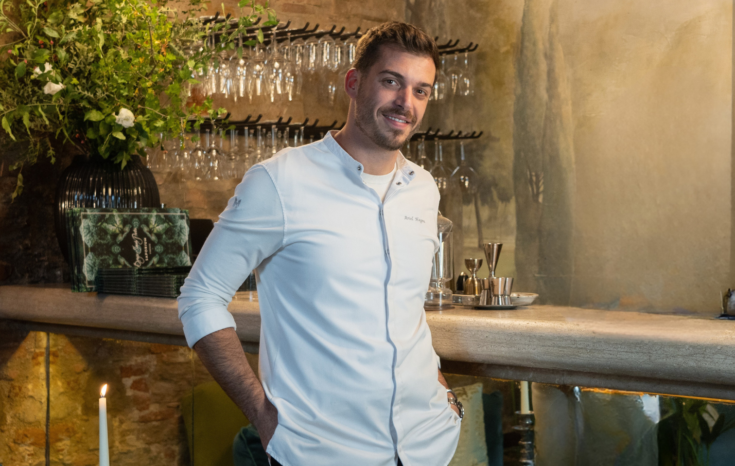 Ariel Hagen cover bio