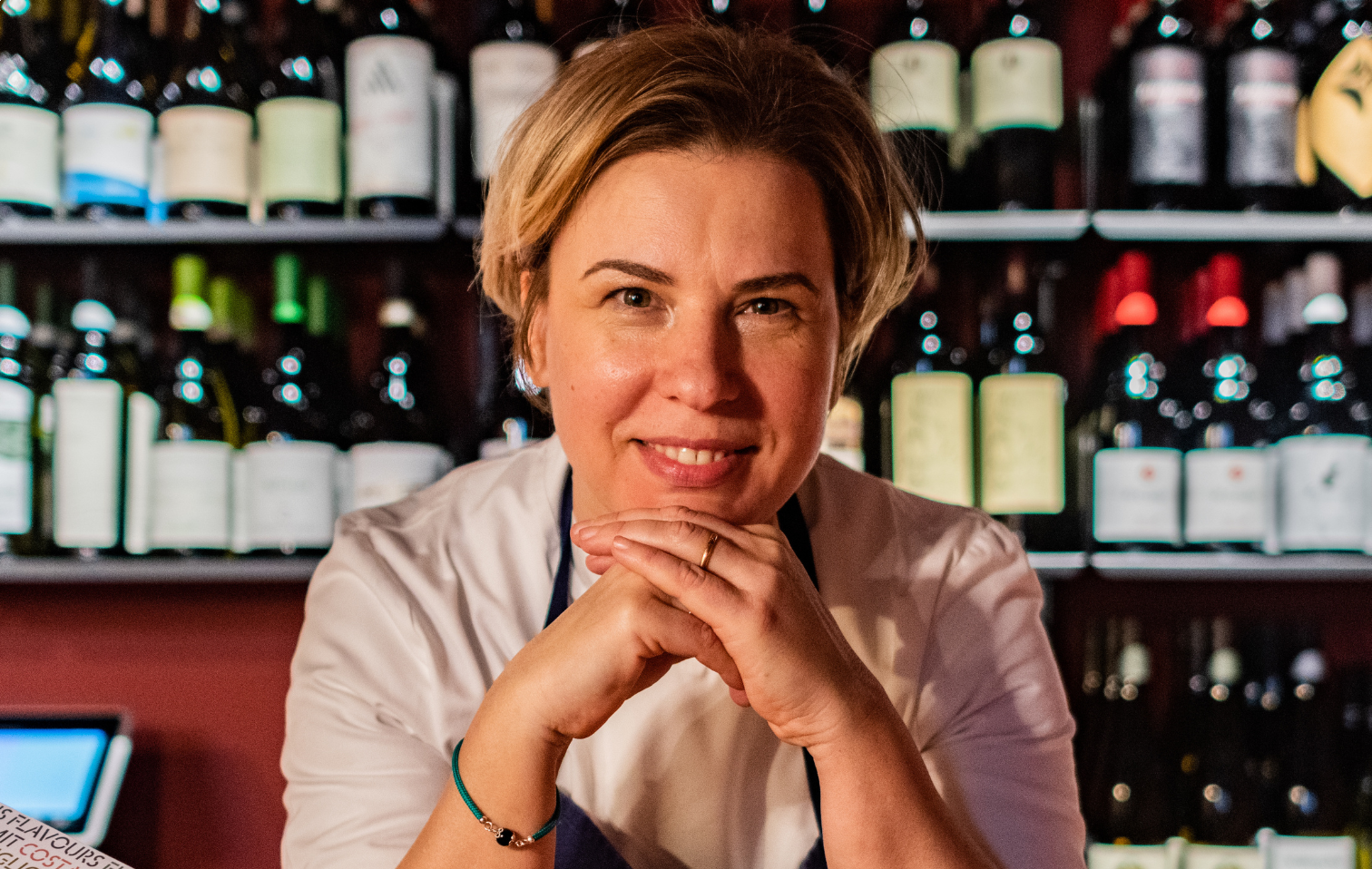 Entiana Osmenzeza cover bio