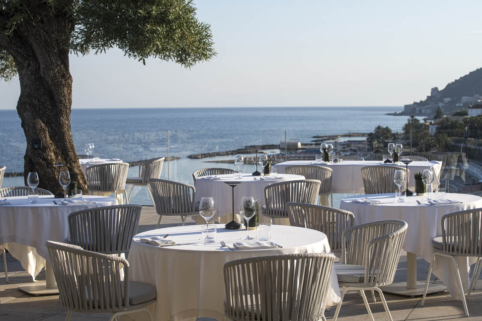 03 Europa Palace credits Scata