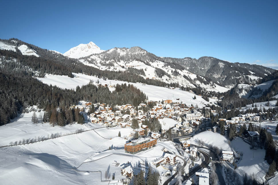 06 0331 badia hill 22 12 12 visciani ph