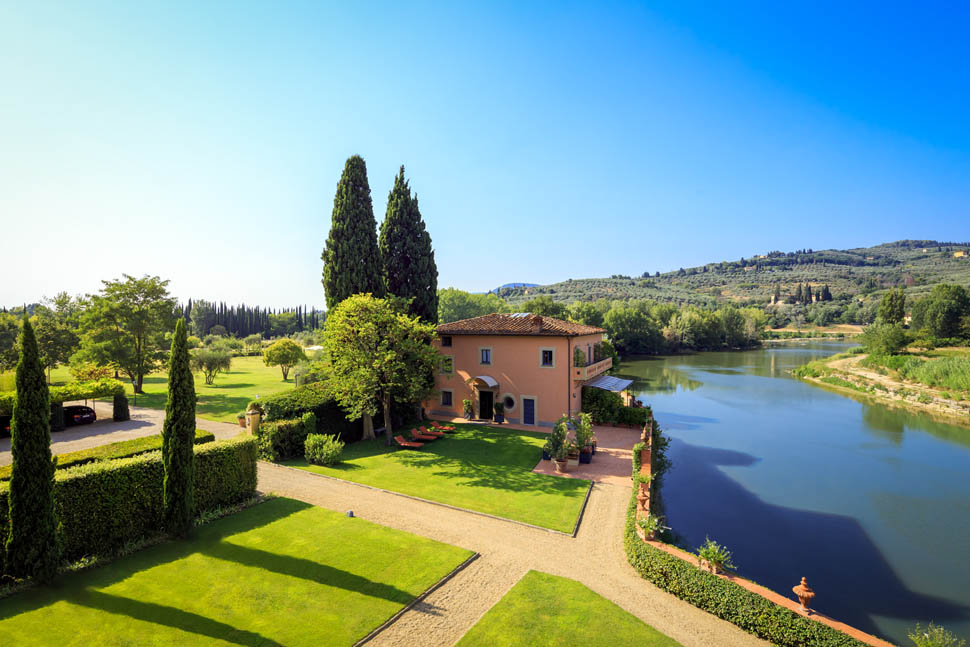 1 Villa La Massa View on the Villino and the Arno