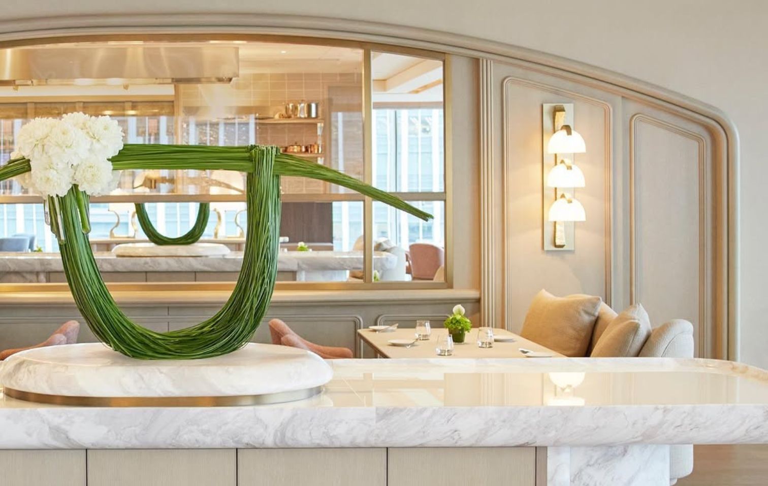 10 2025 10 27 14 35 08