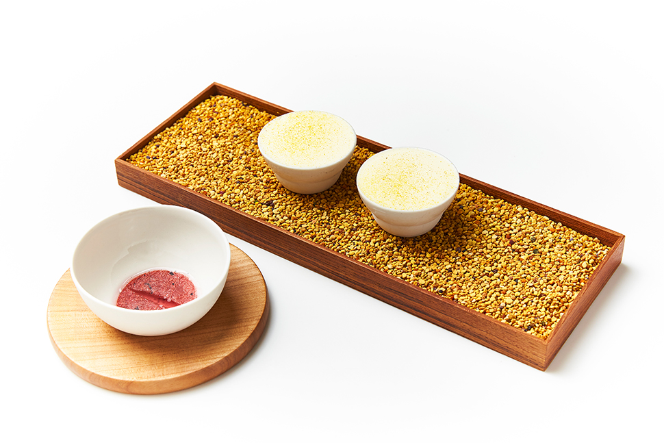 15 Geranium - Ice Cream from Beeswax & Pollen with Intense Rhubarb - Photo Credit - Claes Bech-Poulsen 58