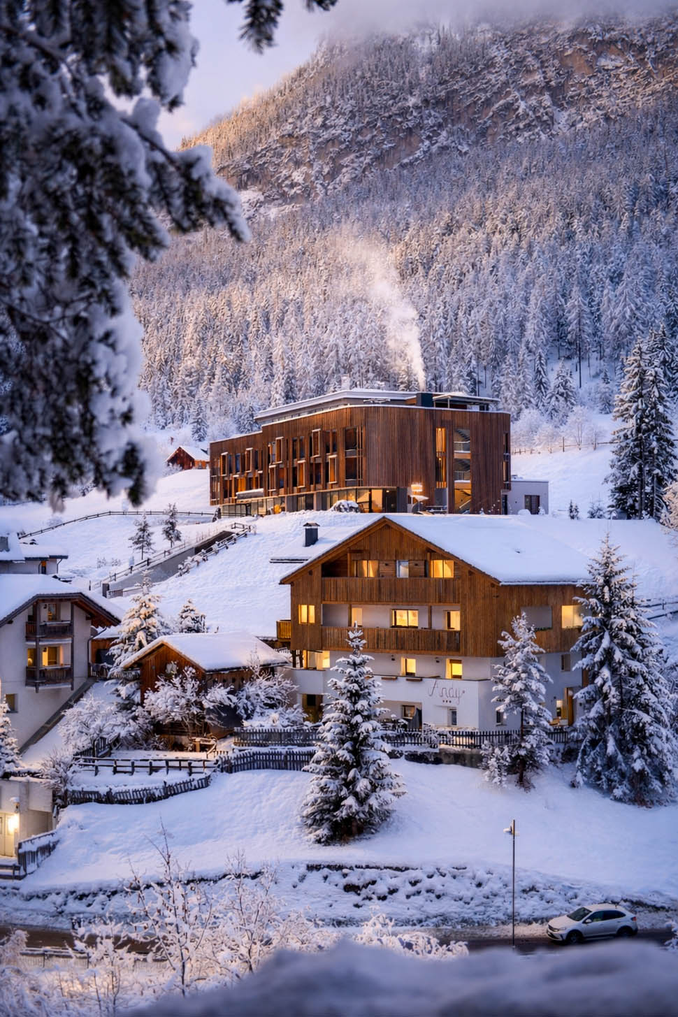 4 MANI BADIA HILL 22