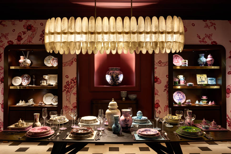 6 RFH Hotel de la Ville Cafe Ginori 53752 JG Dec 24