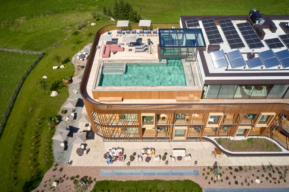 64 2368 badia hill 28 07 23 visciani ph