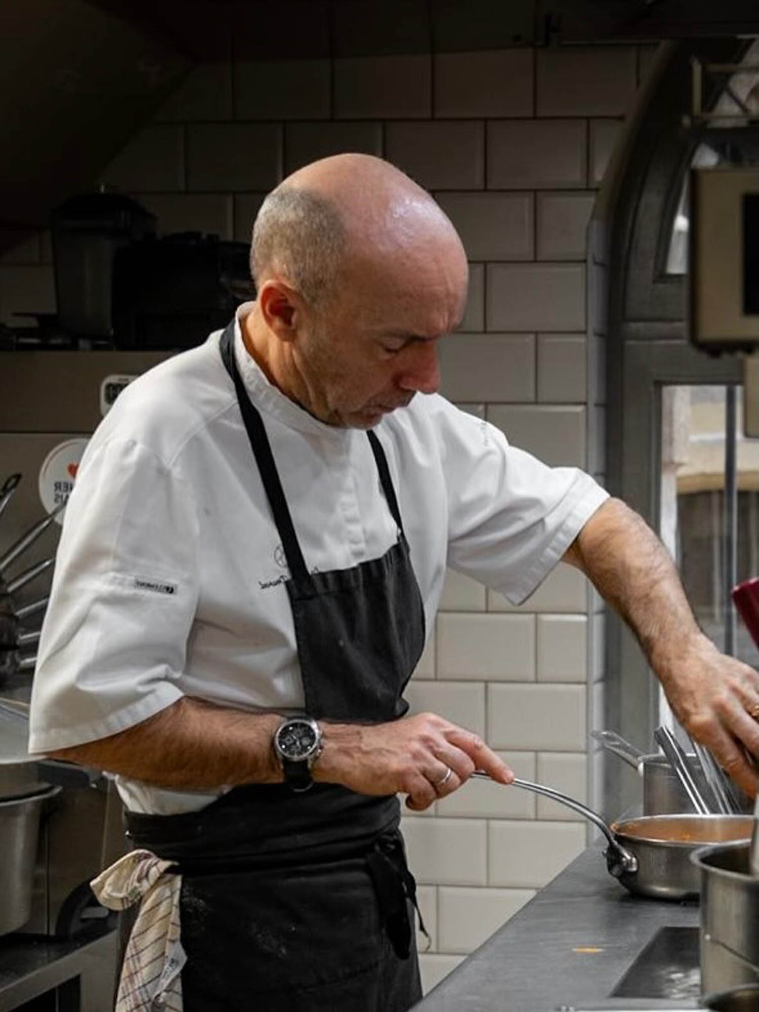 645821852 18168660490403491 7178401336349361003 n