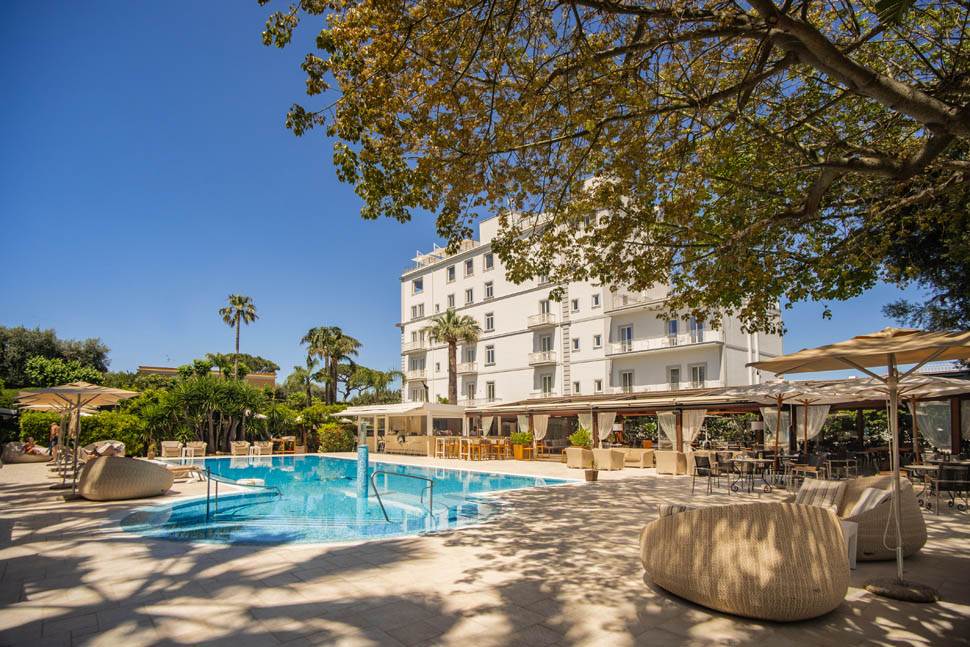 Aqua Pool Lounge Swimming Pool Hotel