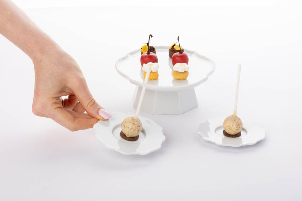 BSJ Petit Four