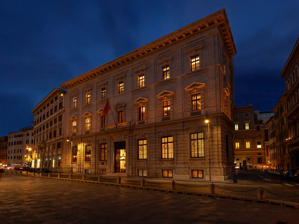 CHR PublicSpaces Facade WhatTheFox 0072