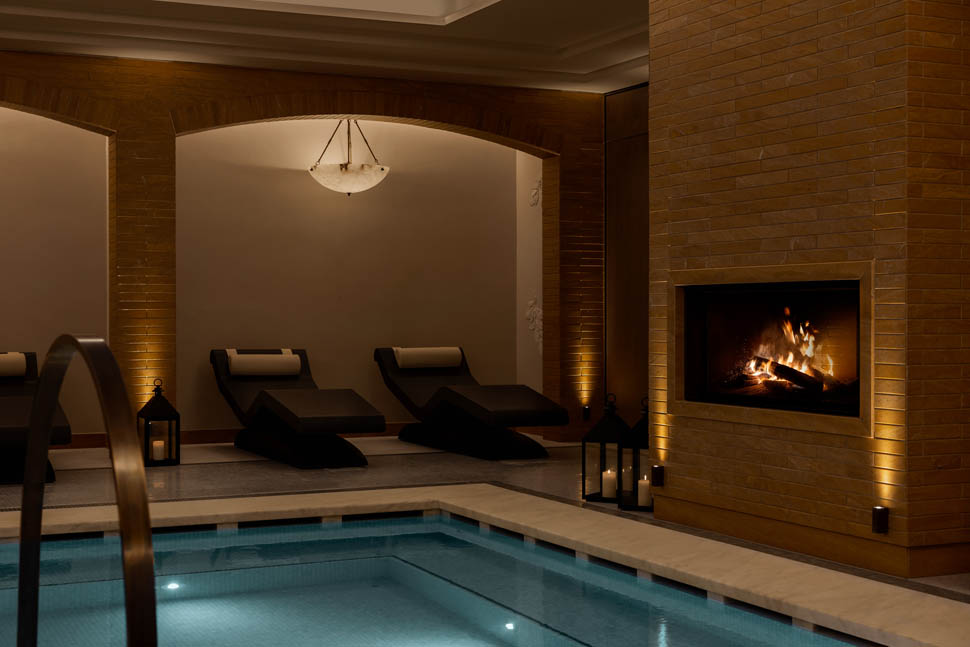 CHR Spa Pool WhatTheFox 0002