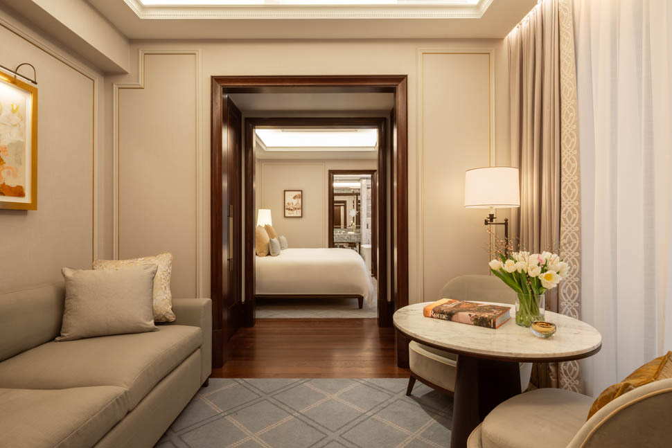 CHR Suites SuperiorSuite 310 WhatTheFox 0056