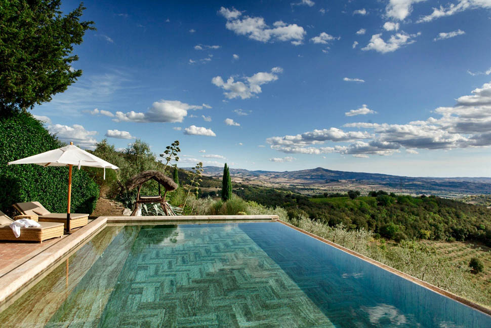 Castello di Vicarello Infinity Pool