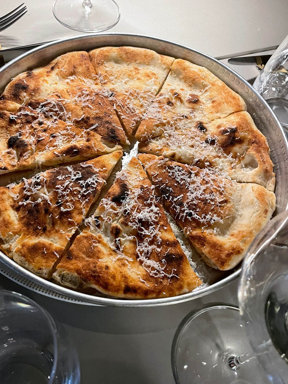 Concettina ai Tre Santi incontra Da Vittorio quando a Milano la pizza fa la scarpetta con lalta cucina 8