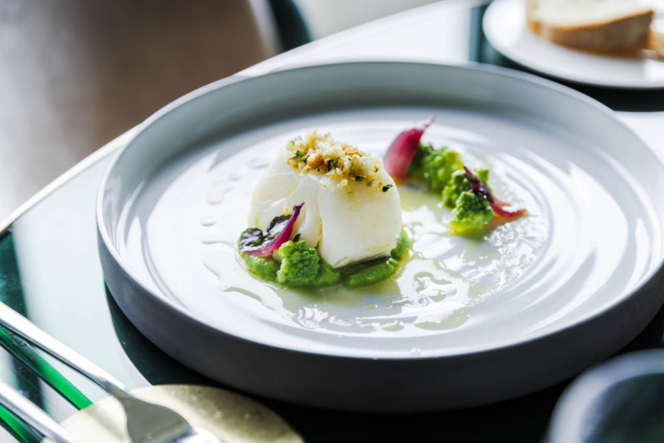 Cuore di baccala in olio cottura al rosmarino crema di broccoli e cipolle in agrodolce balsamiche S6A9862