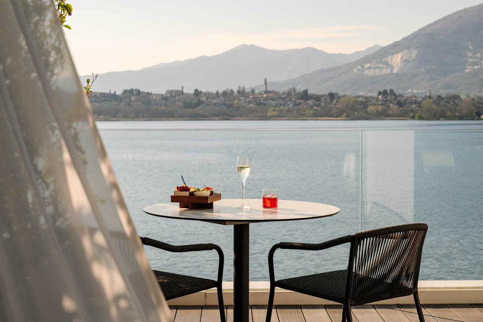 Drop aperitivo vista lago