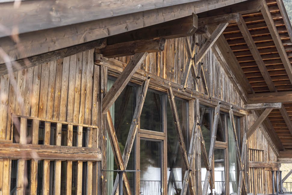 Facciata vecchio fienile oggi ingresso Foto Lorenzo Moreni 2026 04 30 09 55 44