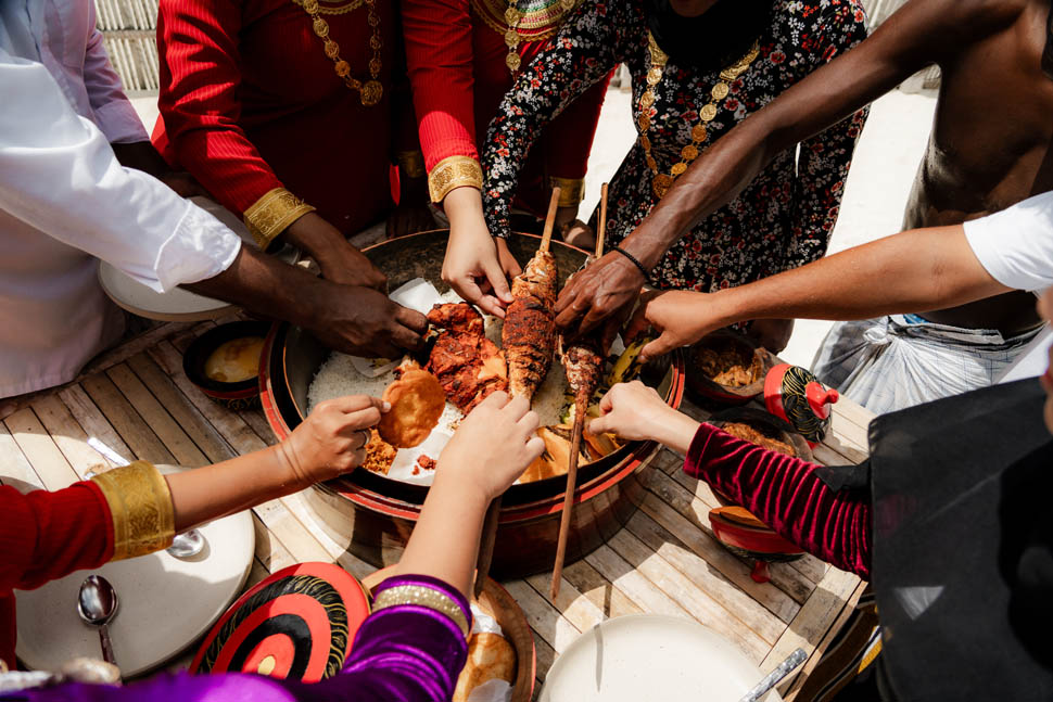 Family style meal sharing 1