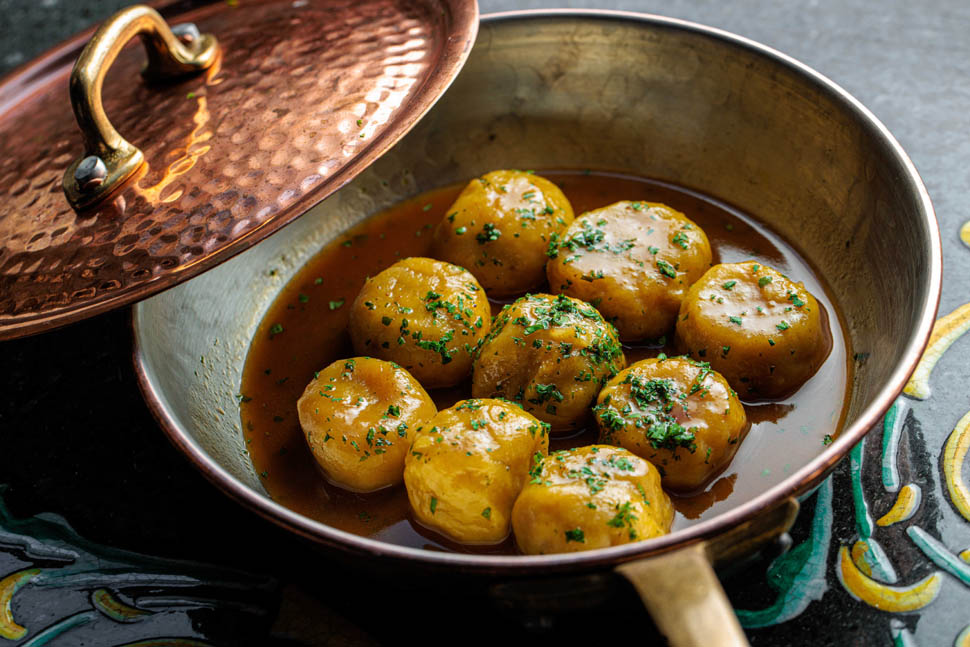 GNOCCHI DI PATATE RIPIENI DI POLLO ALLA CACCIATORA CON IL LORO INTINGOLO