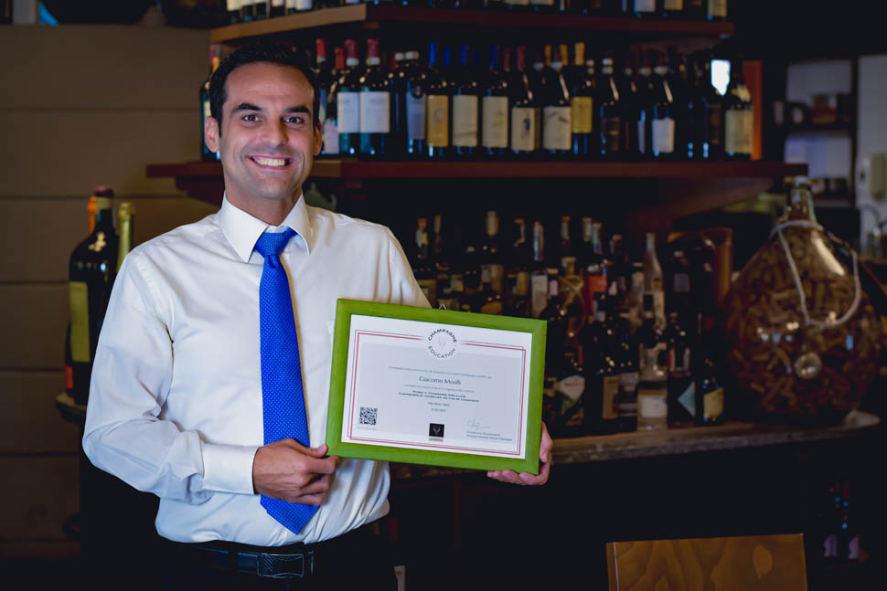 Giacomo CHAMPAGNE SPECIALISTe