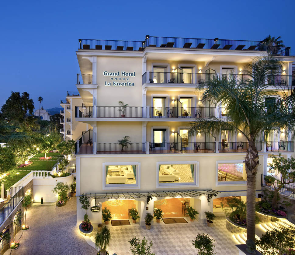Grand Hotel La Favorita RAN9888  2026 09 23 00 20 38