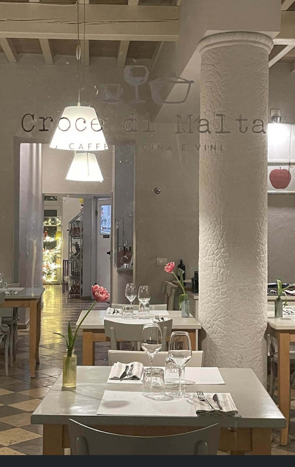 Interno ristorante 2