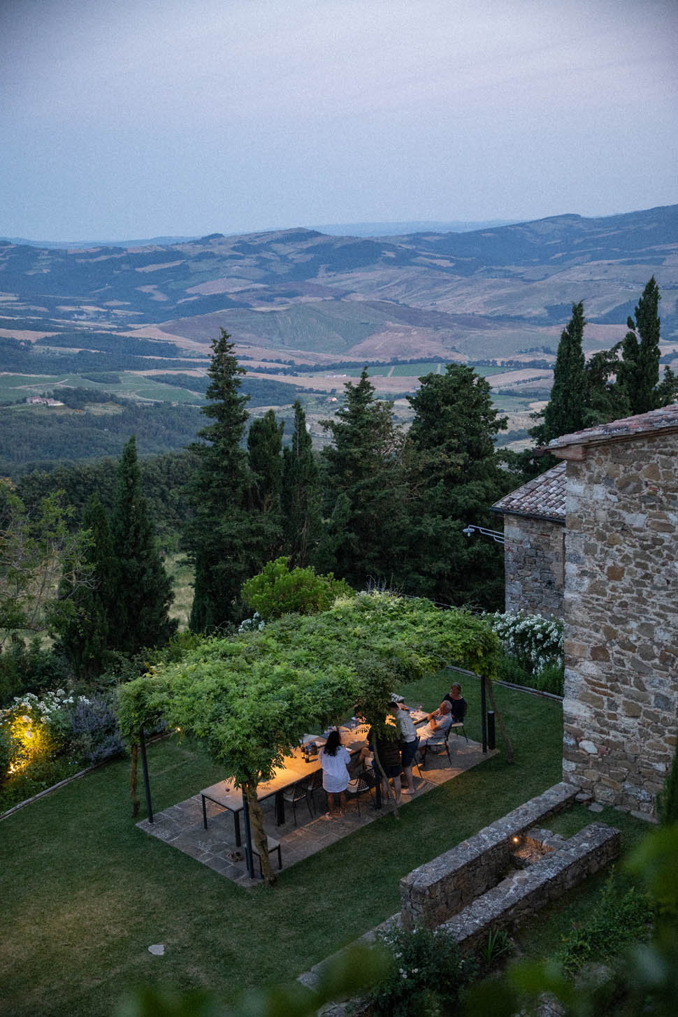 Monteverdi VIEWS 0 Copia