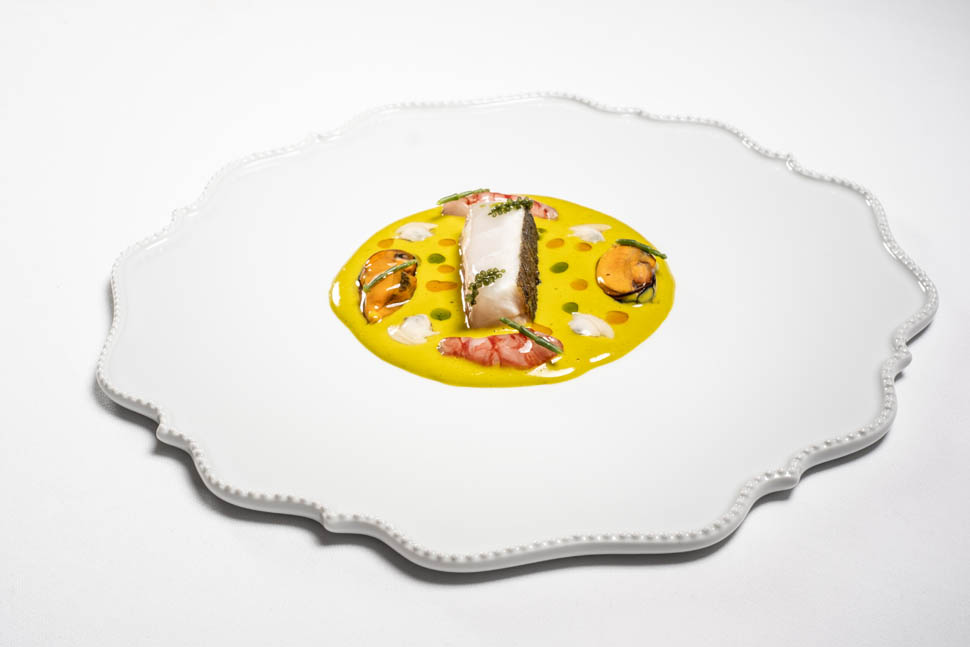 Pescato del giorno frutti di mare salsa di salicornia e zafferanoPhLido Vannucchi