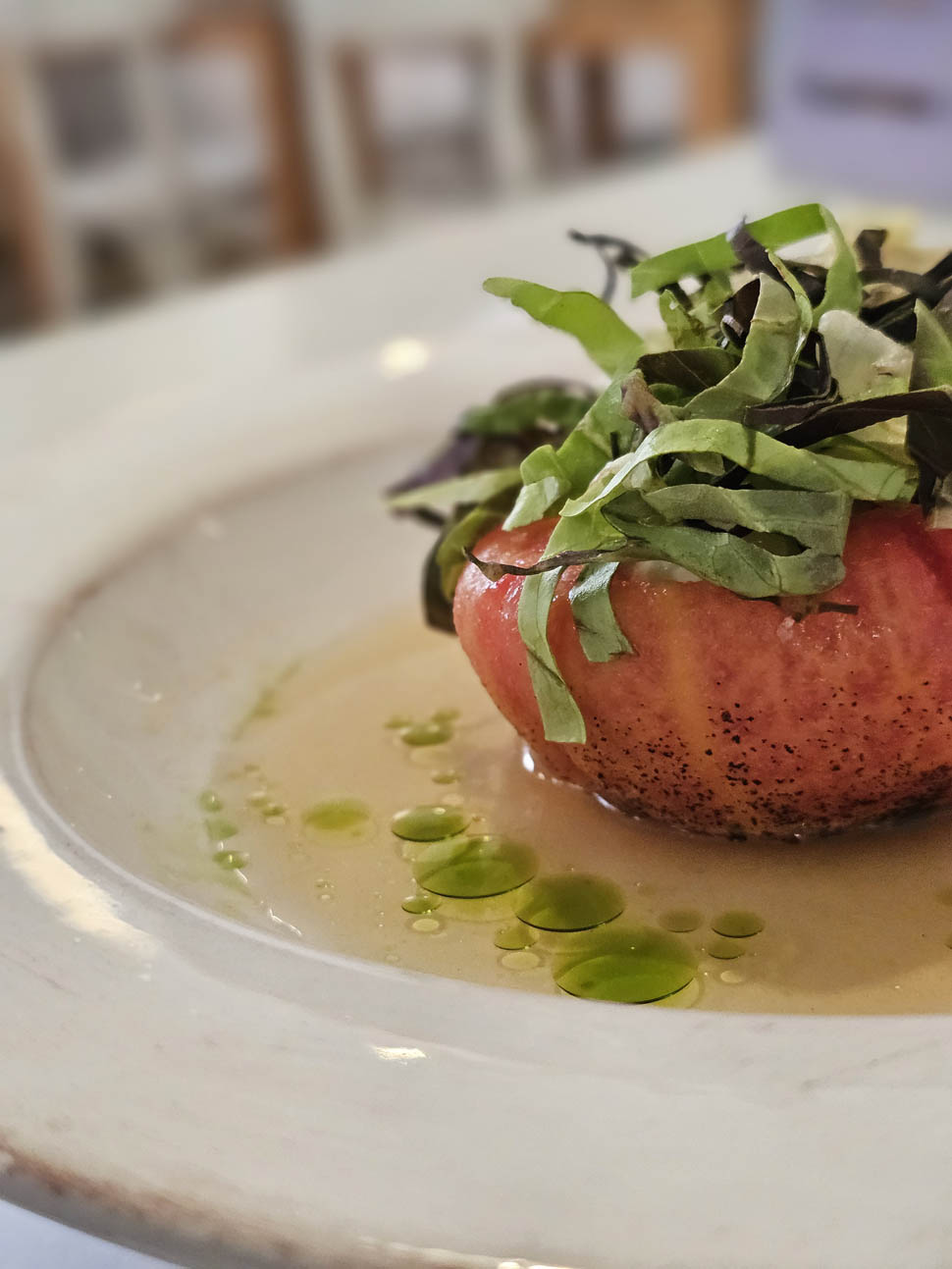 Pomodoro pomodoro costoluto ajo bianco tartufo nero estivo garum di Parmigiano Reggiano basilico 2