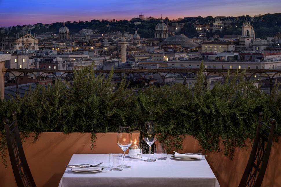 RFH Hotel de la Ville Cielo 7374 JG Jul 19