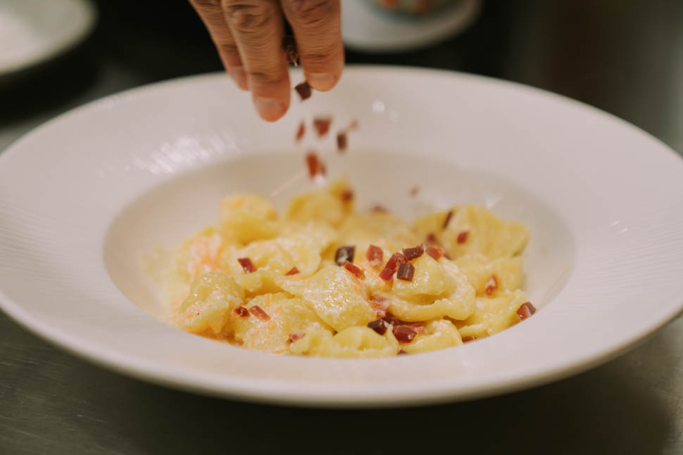 RG Parmigiano Reggiano Al Cerchio 10