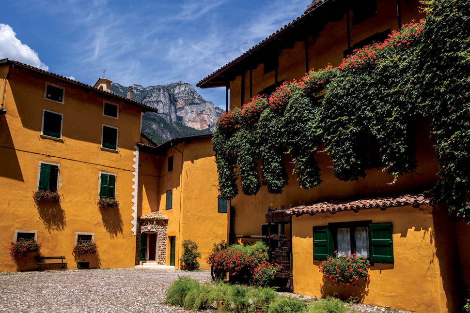 San Leonardo Borgo e Monte Baldo 2026 10 19 18 14 52
