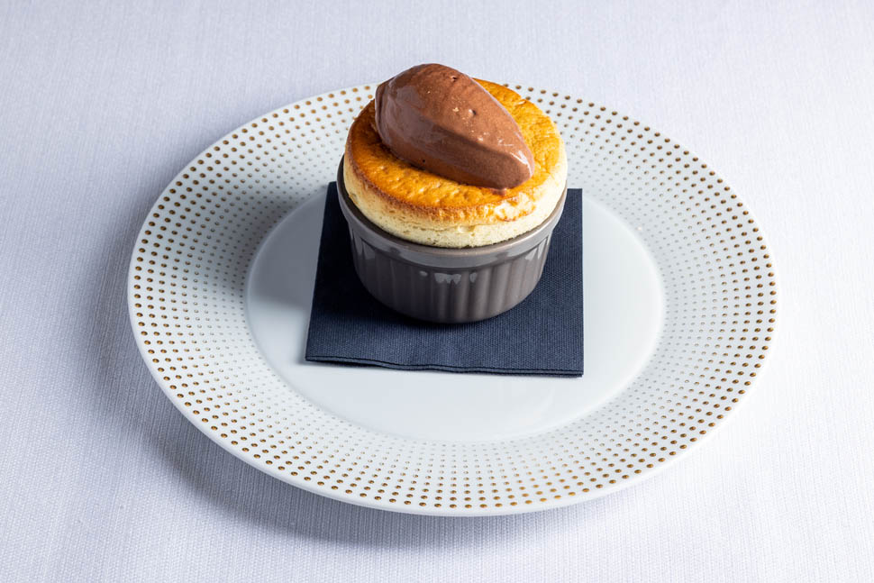 Souffle montebianco con zucchero al timo gelato al cioccolato3