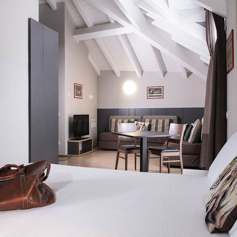 Suite Bagni Camera Osteria della Pista Hotel 01