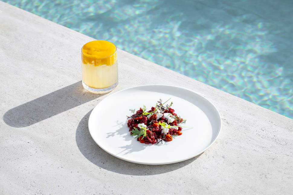 THE ROME EDITION Tartare di manzo e drink
