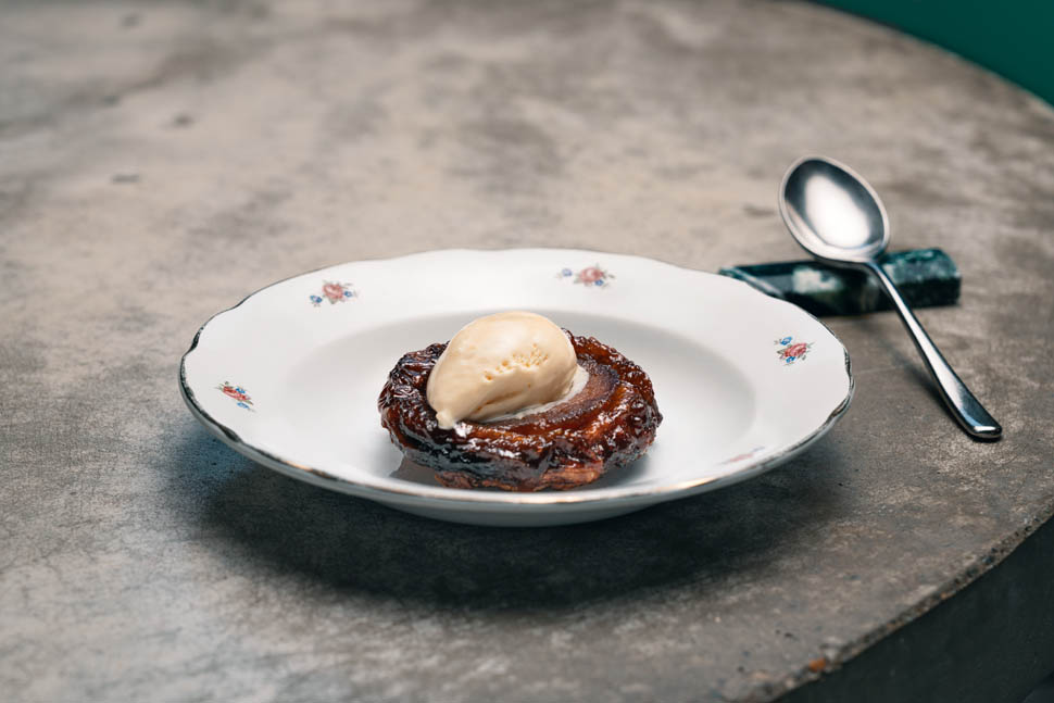 Tarte tatin e gelato alla crema