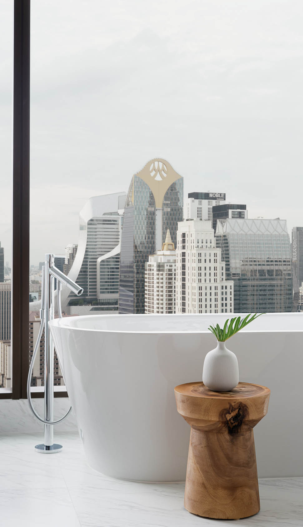Two Bedroom Residence Kimpton Maa Lai Bangkok 05
