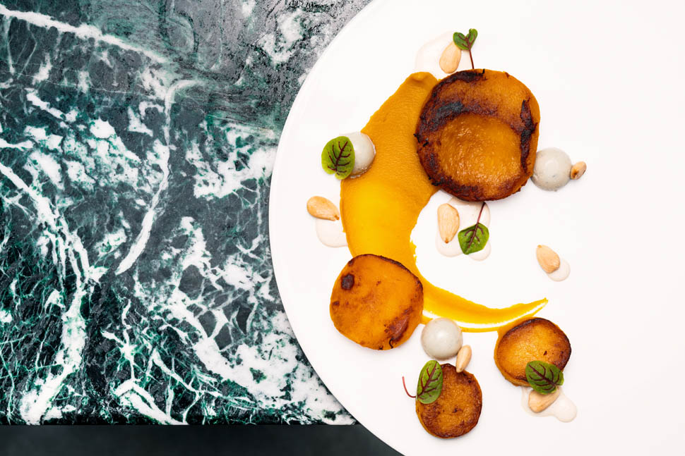 Zucca blu di bufala mandorle tostate e mostarda di zucca