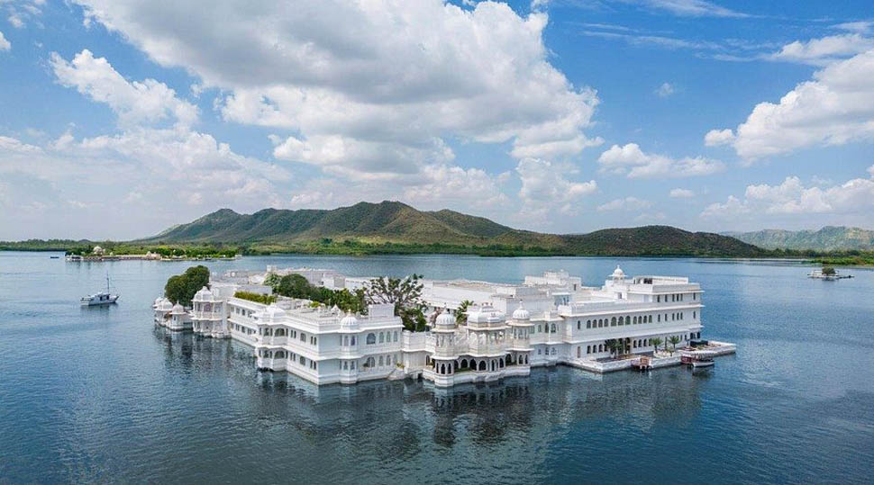 al Taj Lake Palace