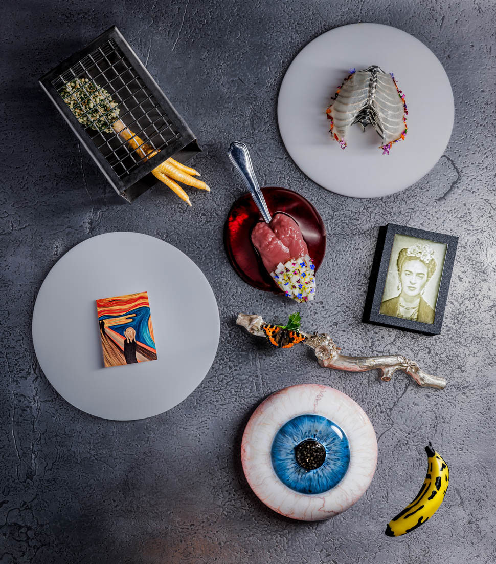 arty dishes text space