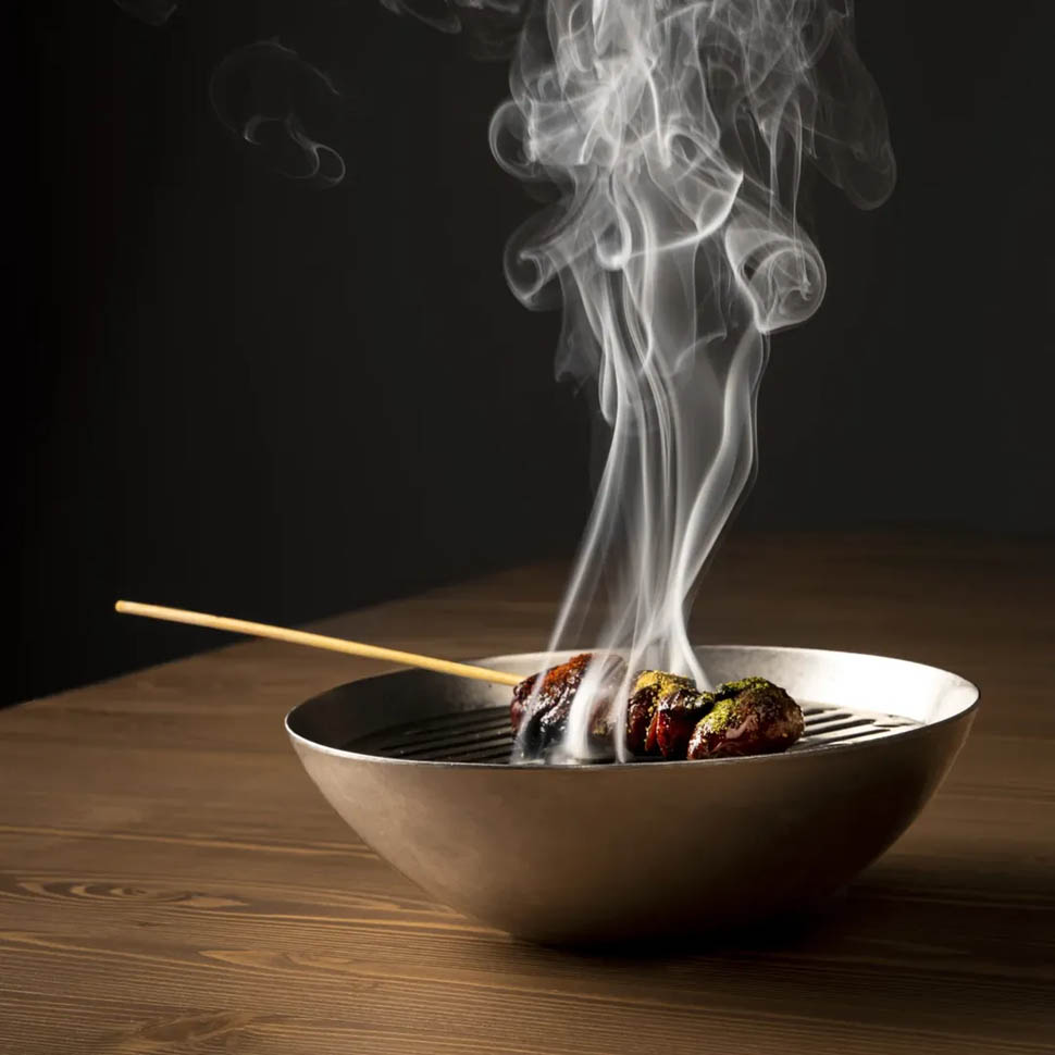 da gorini Piccione scottato alla brace estratto di alloro e cipolla 2