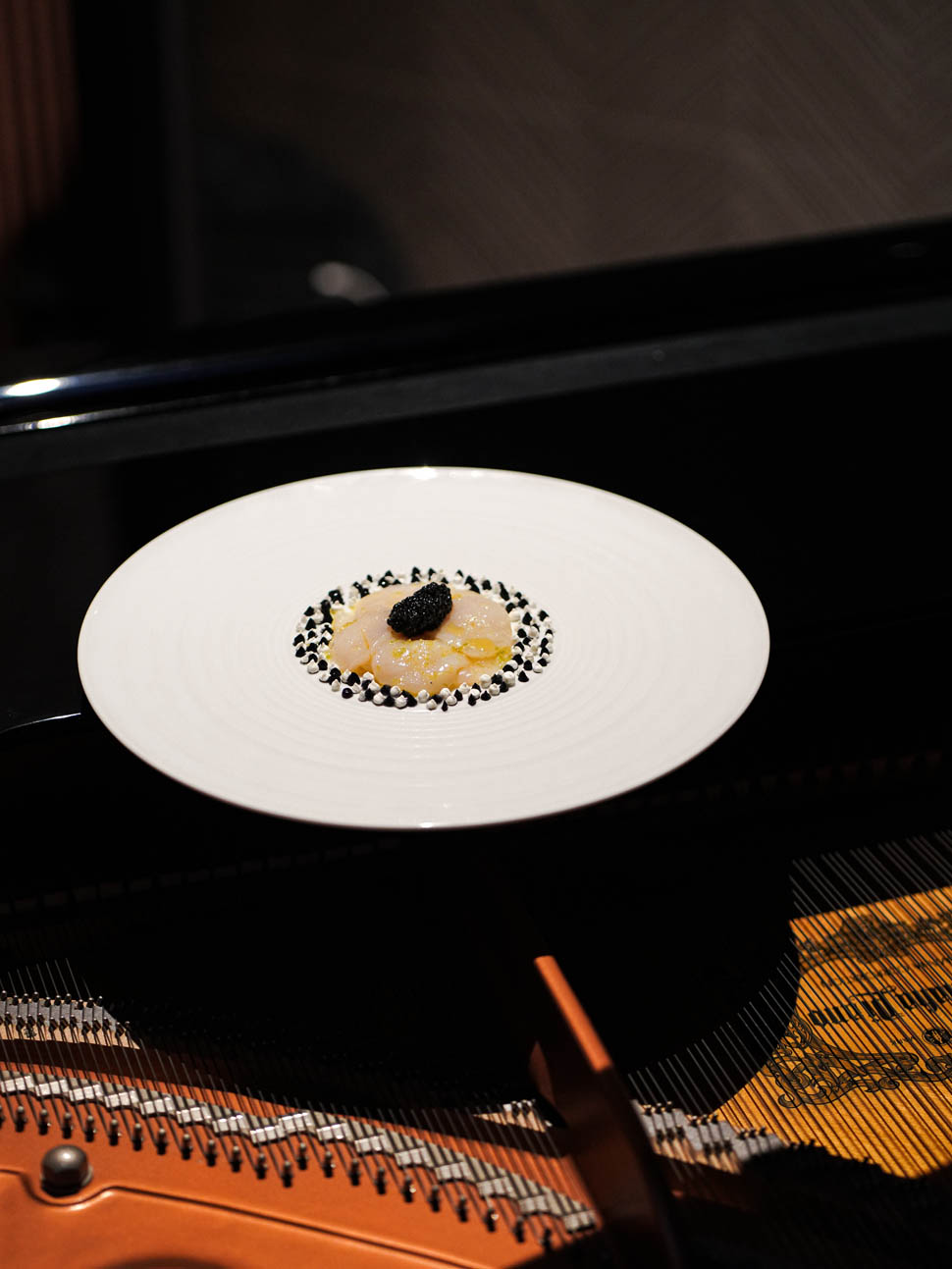 emin haziri capasanta cruda