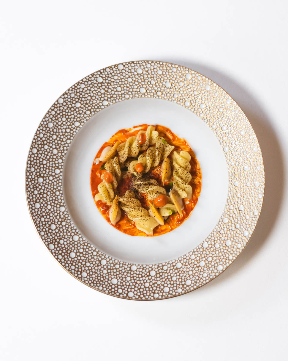 giancarlo perbellini Fusillo mantecato alle vongole cremoso alla nduja bisque di crostacei DID5457