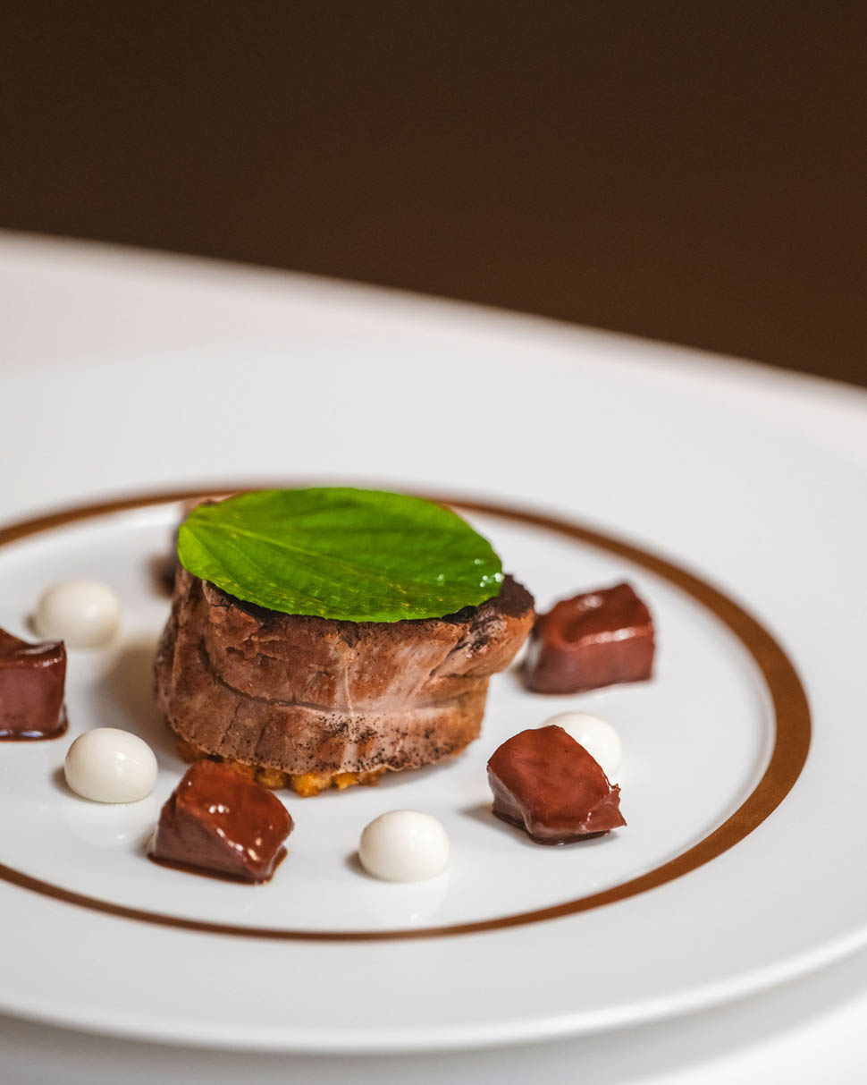 giancarlo perbellini Vitello ragu di piccione schiso e burrata affumicata