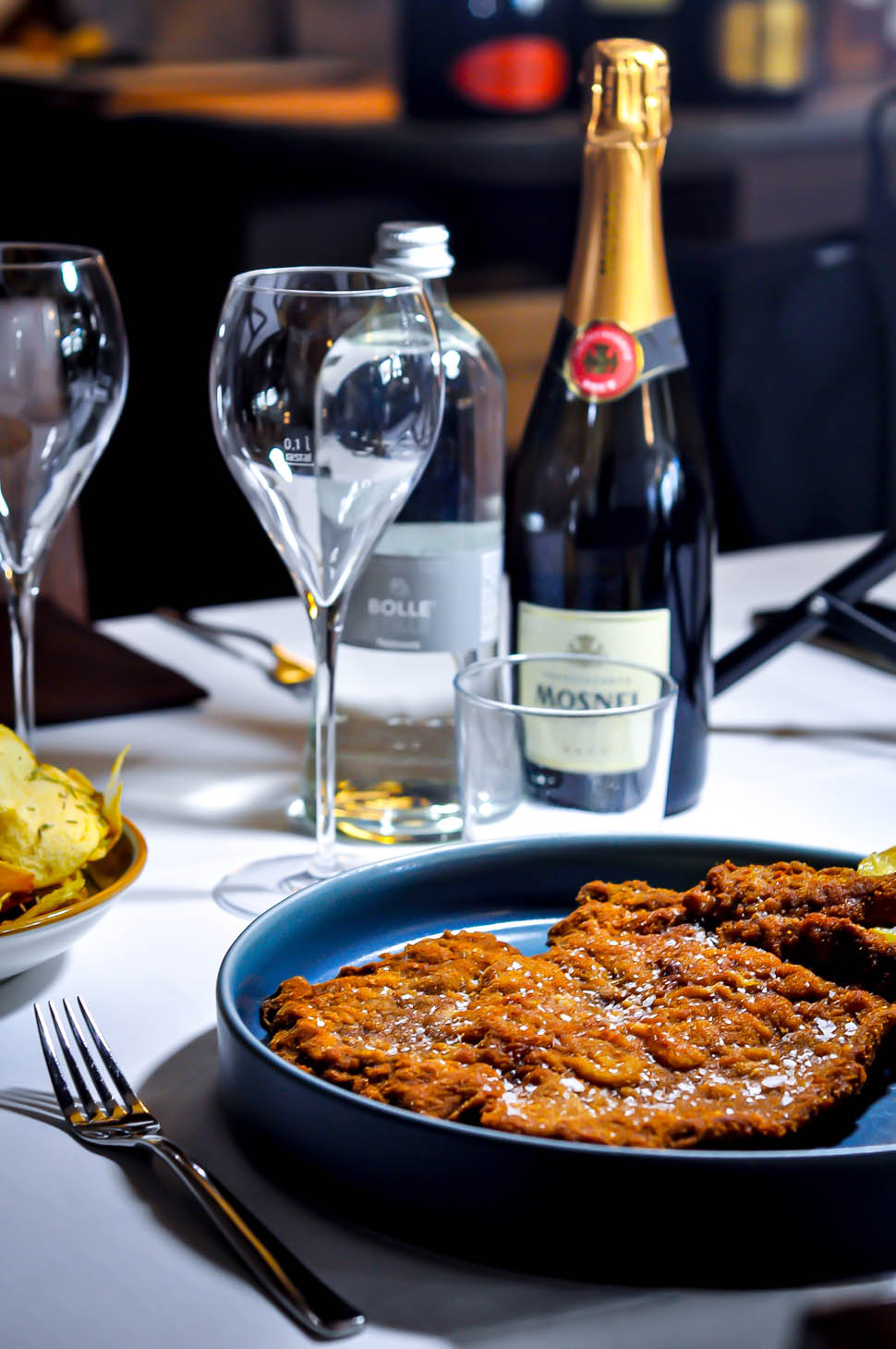 osteria della pista Cotoletta alla milanese