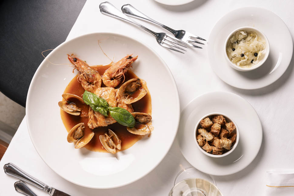 pescado seafood restaurant 19