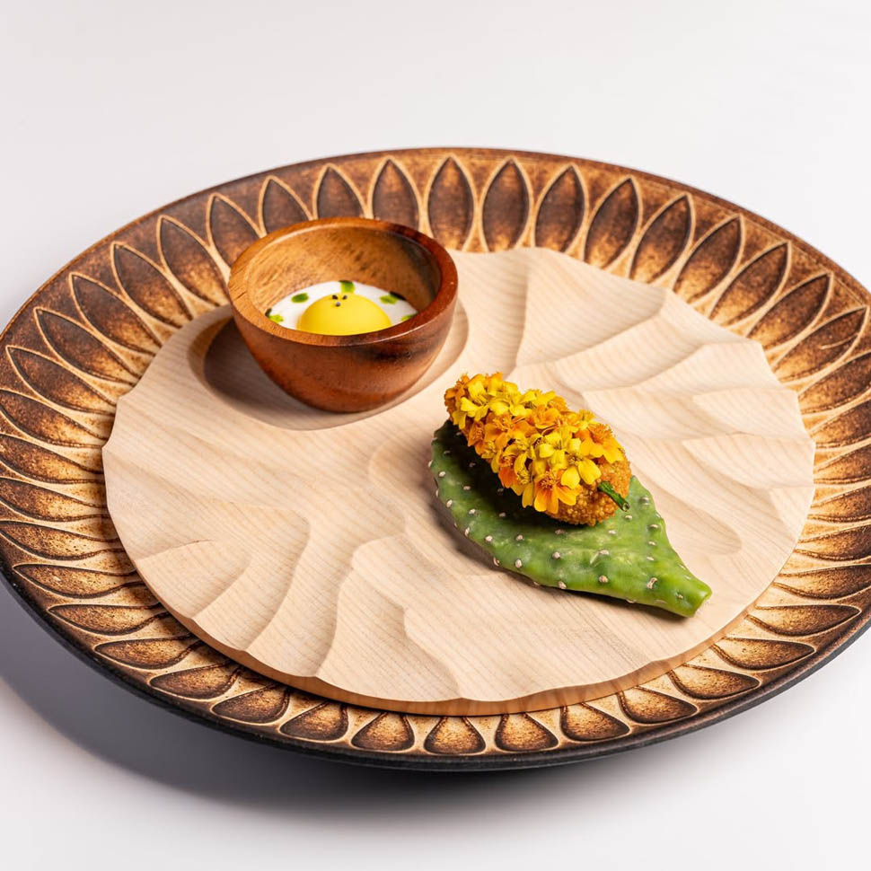 sadya peperone in sciroppo fiori di mandarina gelato