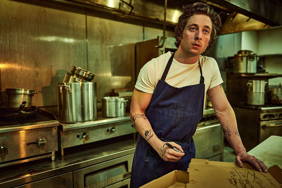 sizzling snaps of the bears jeremy allen white